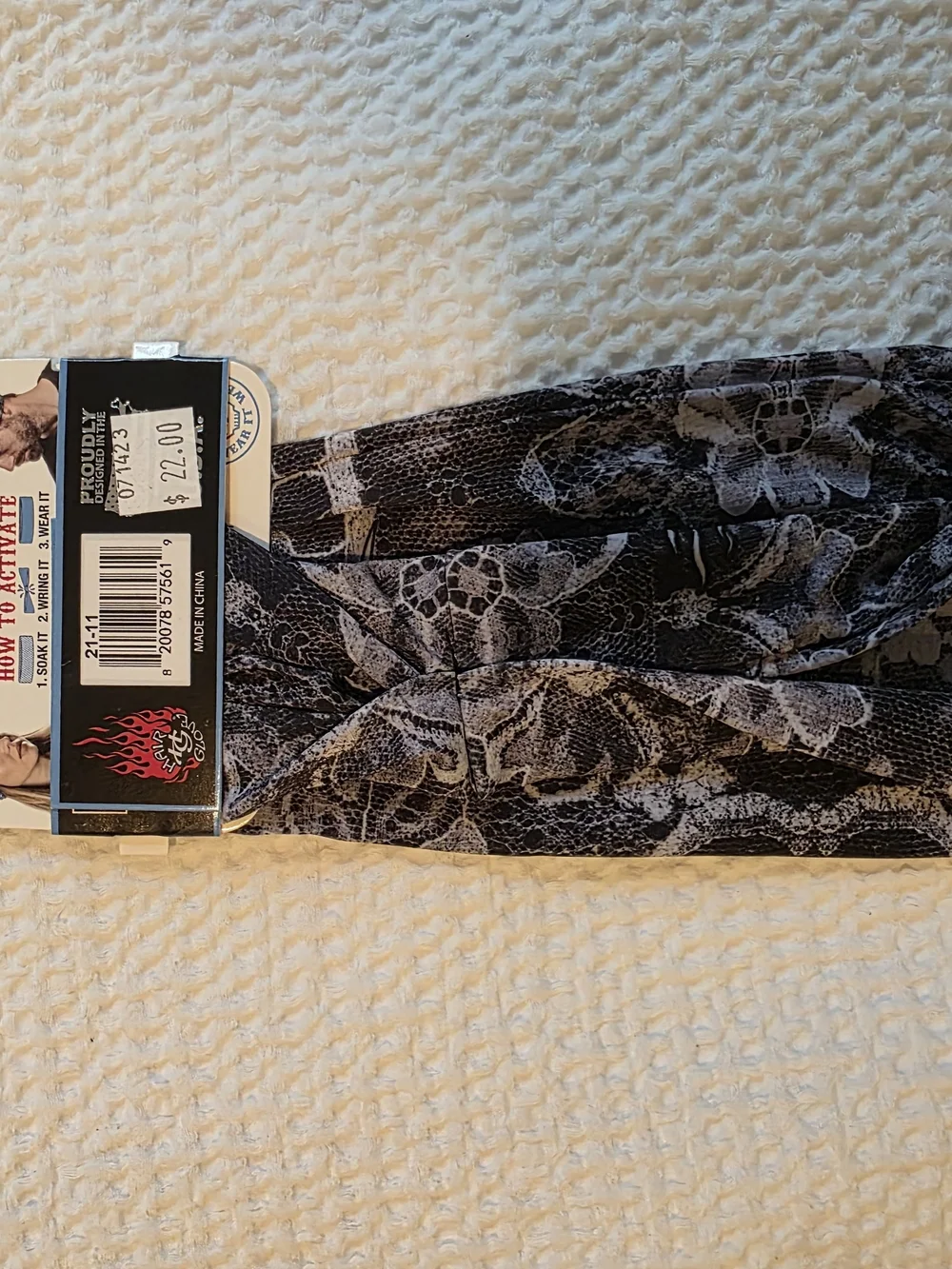 EZ Bandz Soaker Weight Hair Glove Headwrap - Black with Gray Floral